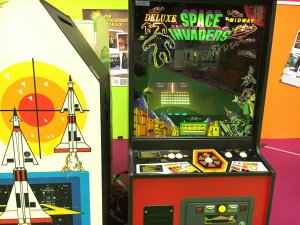 Gamescom 2016: ein Space-Invaders-Automat